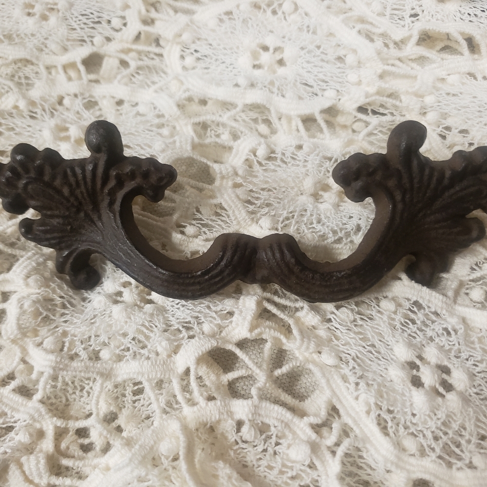 Ornate Rustic Drawer Pull